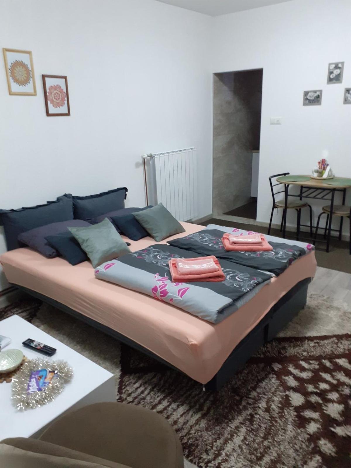 Apartamento Irma Tuzla Habitación foto